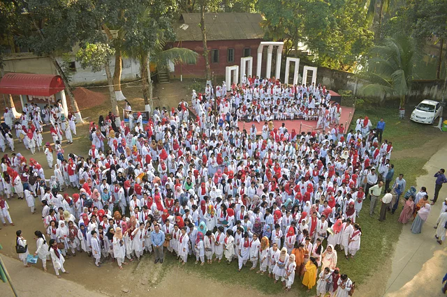 যে প্রাঙ্গণ মন ভালো করে দেয়