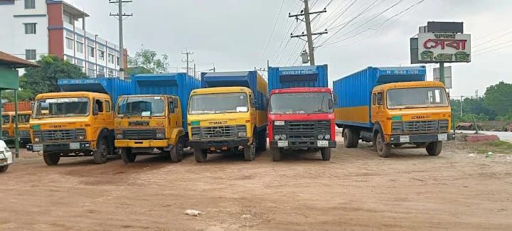 মধ্যরাতে সিএনজি পাম্পে ‘গ্যাস সিন্ডিকেট’: কন্টেইনারে পাচারের মহোৎসব