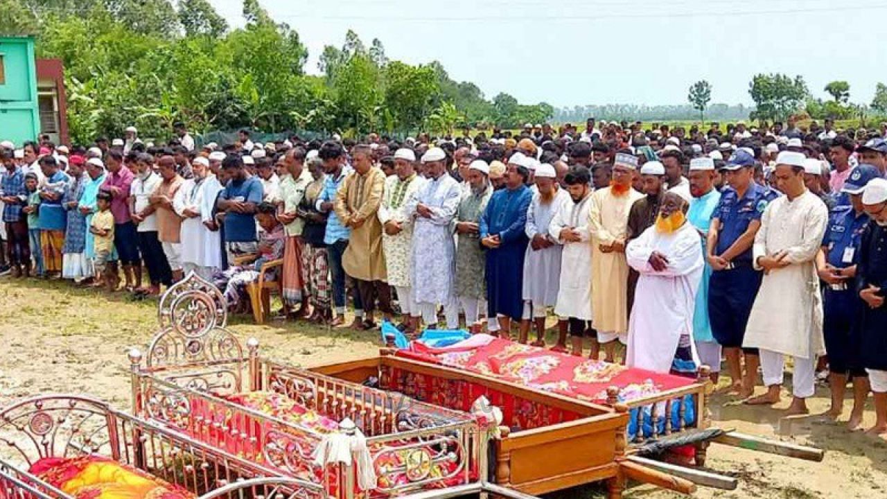 নিহত ১৫ জনের মধ্যে ৯ যুবকের জানাজায়