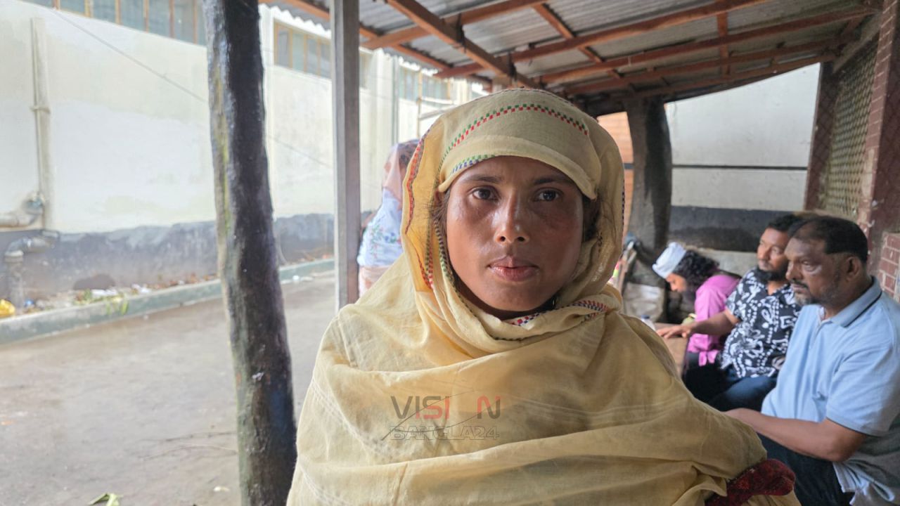 নরসিংদীর পলাশে সশস্ত্র ডাকাতি করে ৪ লাখ টাকার মালামাল লুট ​