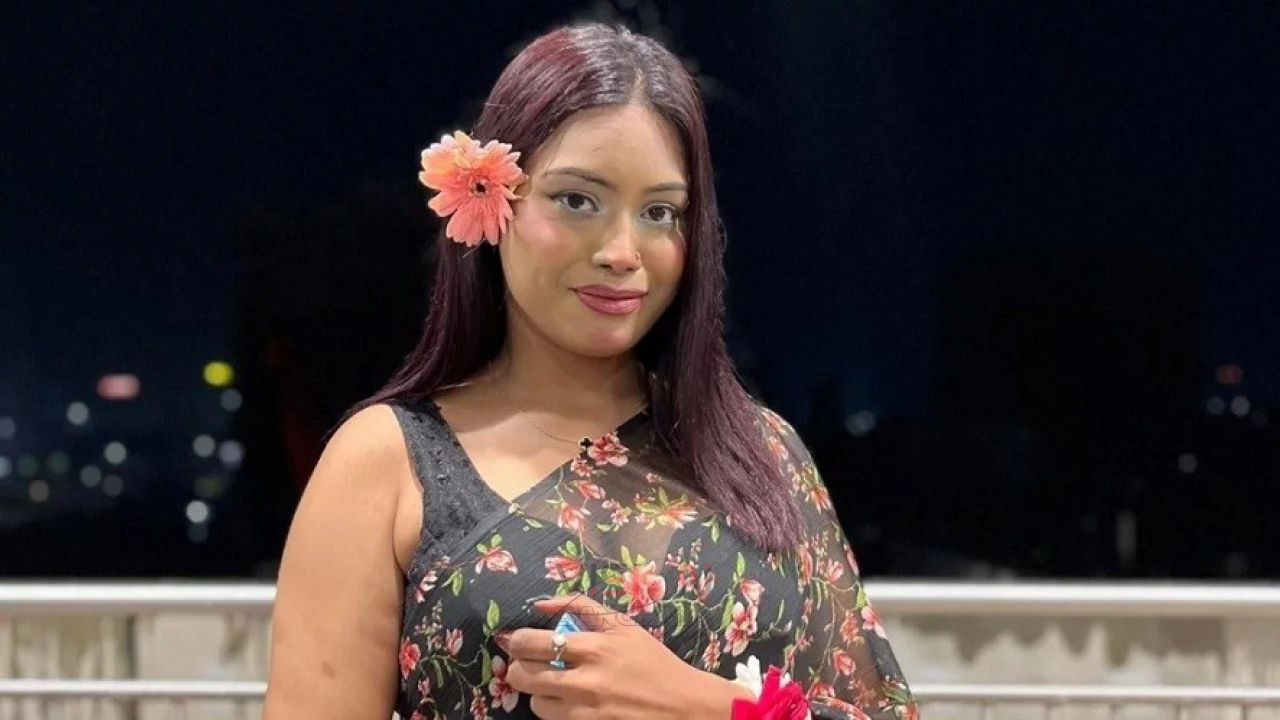 বাবা ও প্রেমিকের সহায়তায় নীল ছবি তৈরি