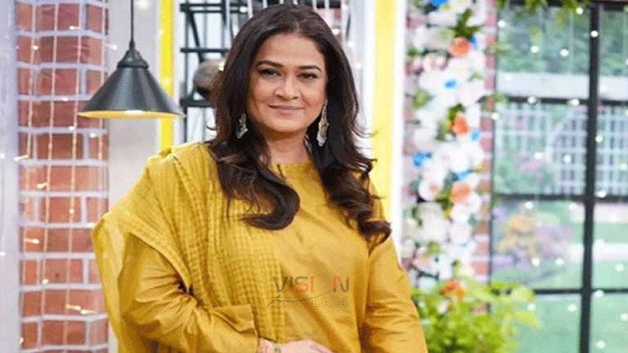 ৫৪ বছর বয়সে বিয়ে করলেন জনপ্রিয় অভিনেত্রী