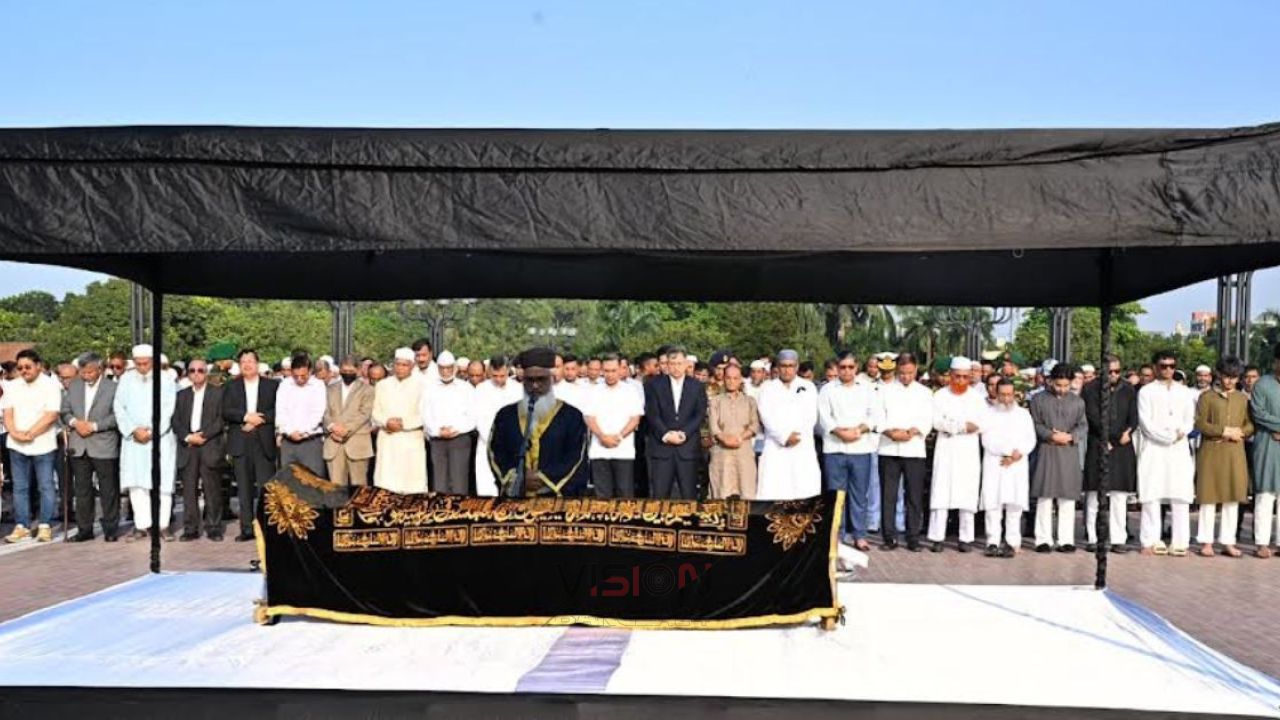 সাবেক এমপি আব্দুল হাইয়ের জানাজায় অংশ নিলেন প্রধানমন্ত্রী