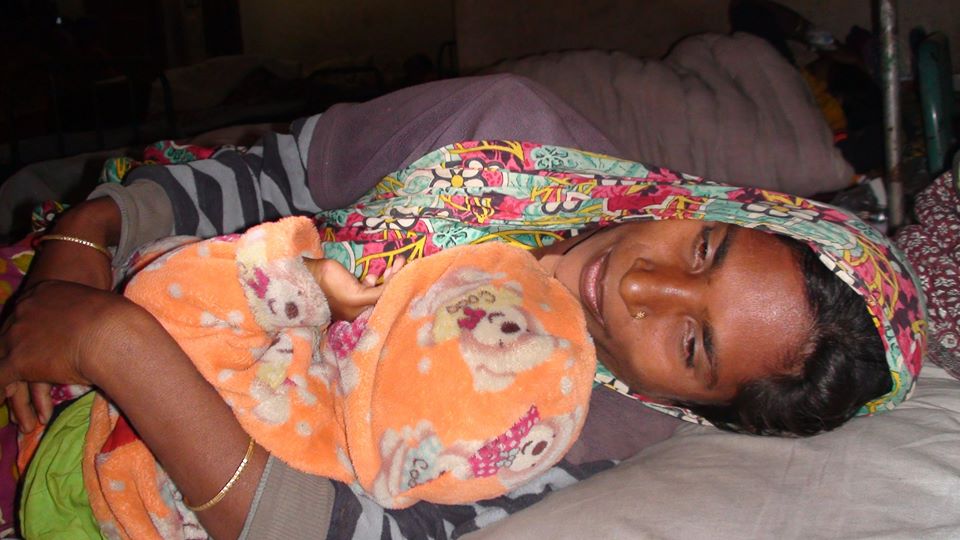 ডিমলায় ৩ সন্তানের জননীকে ভিটে-মাটি, বাড়ী-ঘর থেকে বিতারিত করেছে প্রভাশালীরা: দিন কাটছে হাসপাতালে