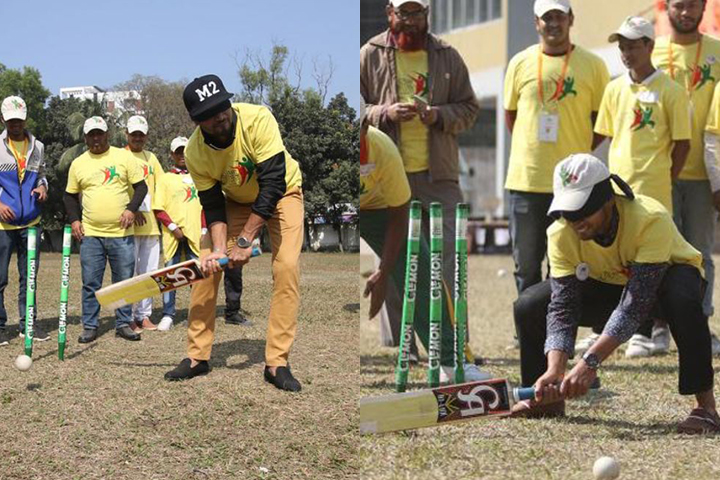 দৃষ্টিপ্রতিবন্ধী শিশুদের সঙ্গে মাশরাফি-মুশফিক