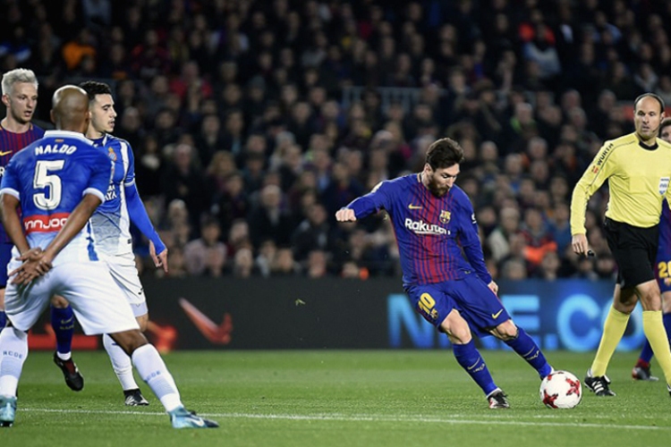 বার্সার ইতিহাসে ঢুকে গেলেন মেসি