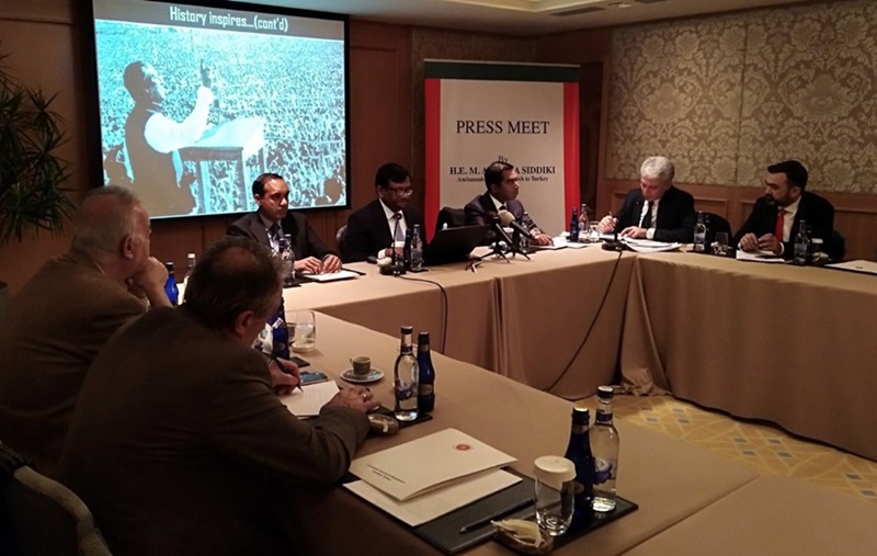 বিনিয়োগকারীদের জন্য বাংলাদেশে আন্তরিক পরিবেশ রয়েছে