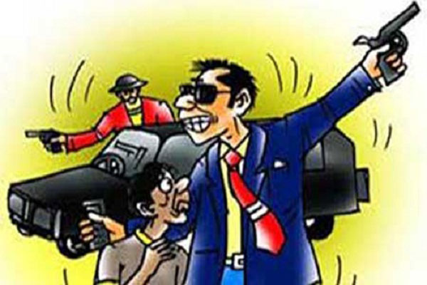 এগার বছর জেল খেটে বেরিয়ে ফের ছিনতাই চক্রে