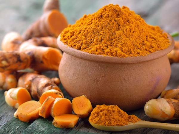 হৃদরোগের সমস্যা দূরে করবে হলুদ