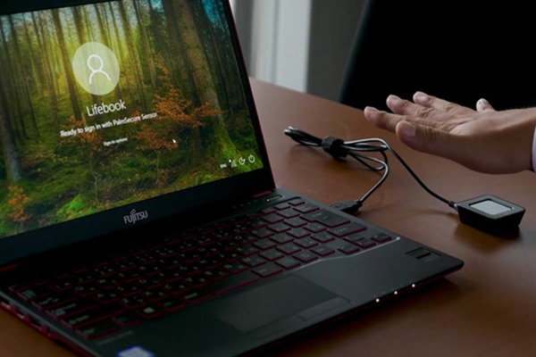 ফিঙ্গারপ্রিন্ট নয় এবার হাতের তালু দিয়ে খুলবে ল্যাপটপ!