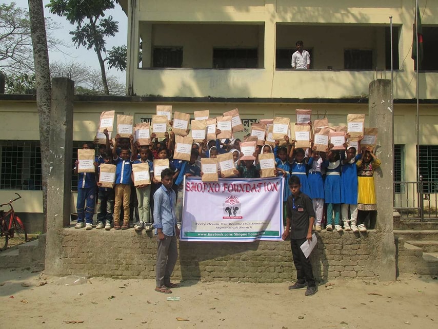 ময়মনসিংহের ত্রিশালে স্বপ্ন ফাউন্ডেশন এর মানবতার উদ্যোগ