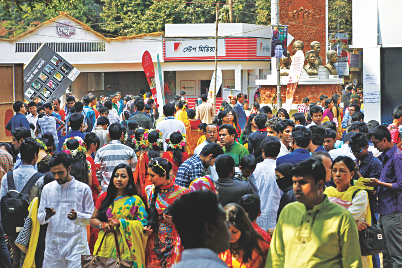 এবারের বইমেলায় ৭০ কোটি টাকার বই বিক্রি