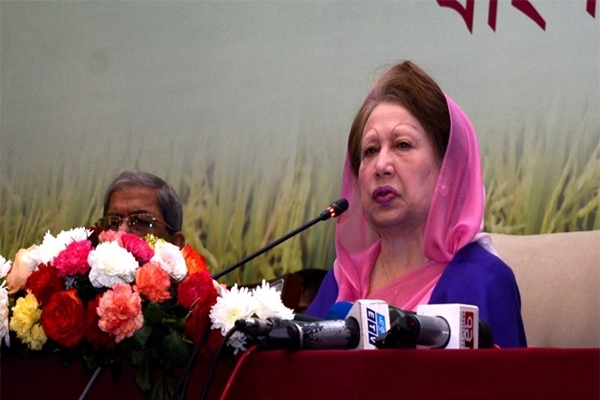 ‘সত্য কথা বললেই তাদের গায়ে কাঁটা ফোটে’