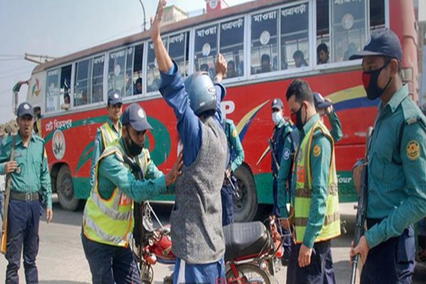 নিরাপত্তার চাদরে ঢেকে গেছে রাজধানী