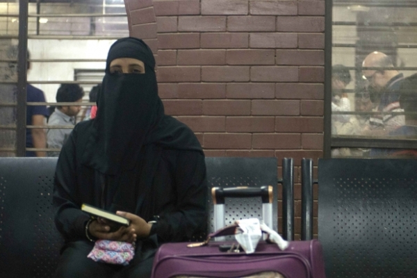 সৌদিতে বাংলাদেশি নারীদের যৌন নিপীড়নের ভয়াবহ তথ্য ফাঁস!