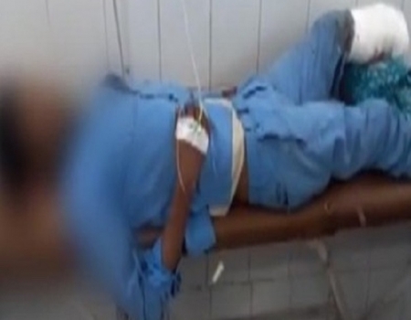 কাটা পা-কেই আহতের বালিশ বানালেন চিকিৎসক!