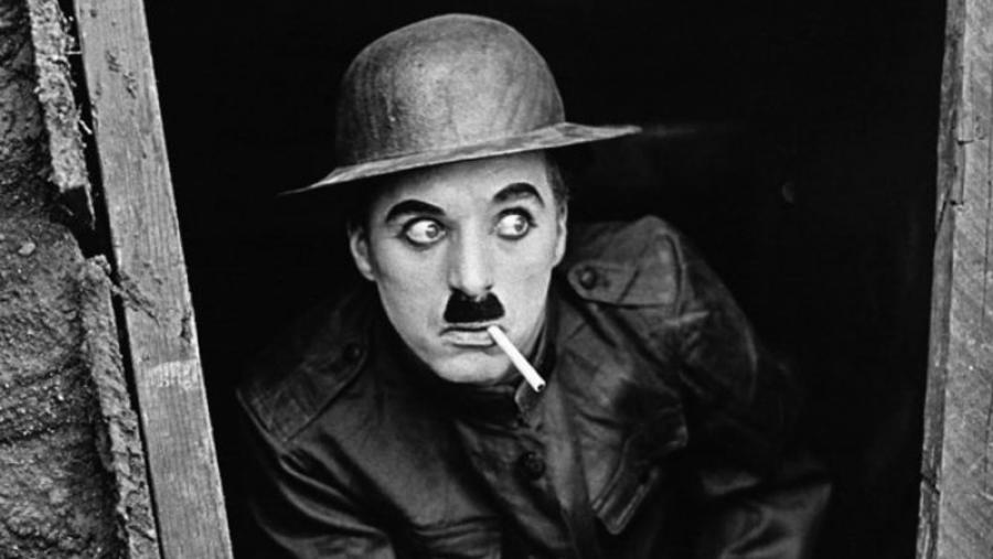 কিংবদন্তি অভিনেতা চার্লি চ্যাপলিনের জন্মদিন আজ