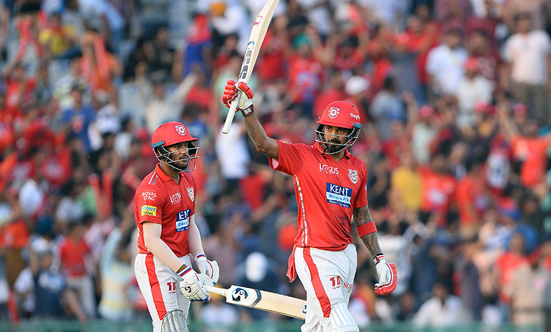 টর্নেডো ব্যাটিংয়ে রাহুলের অবিশ্বাস্য বিশ্বরেকর্ড!