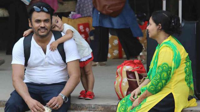 আসছে ছুটির ফাঁদ: নয় দিনের মধ্যে সাত দিনই ছুটি