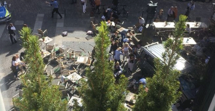 জার্মানিতে মানুষের ভিড়ে গাড়ি হামলা, নিহত ৪