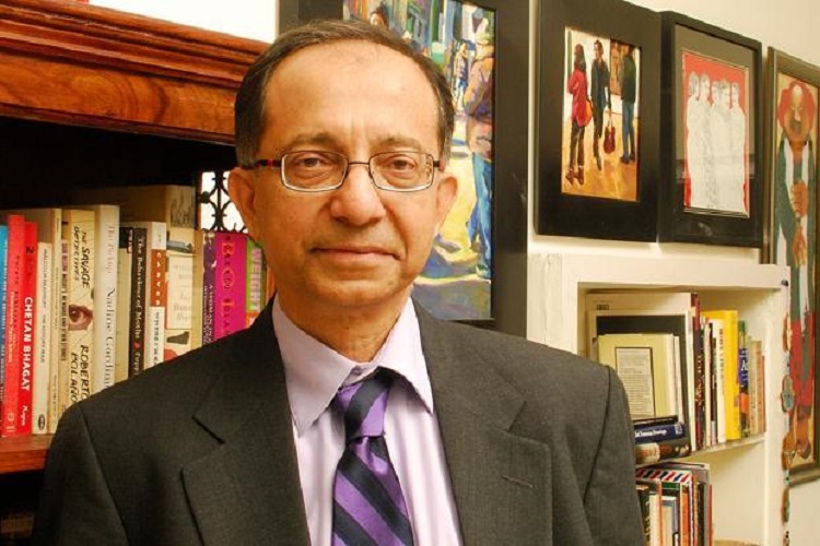 বাংলাদেশের এগিয়ে যাওয়ার কারণ কী?