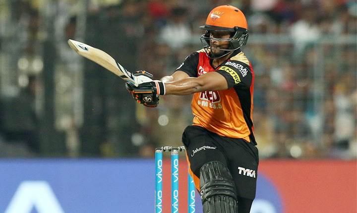 সাকিবের অনন্য রেকর্ড