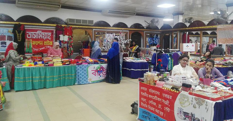 মিরপুরে বসেছে ‘ঈদ উদ্যোক্তা হাট’