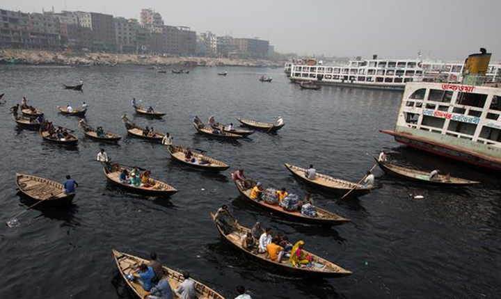 বুড়িগঙ্গার পানি দূষণমুক্ত করার উদ্যোগ গ্রহণ করেছে সরকার