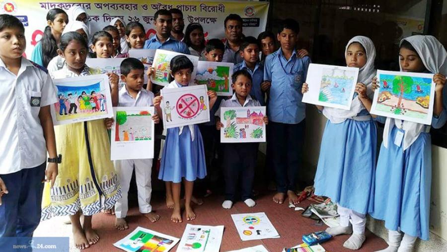 লক্ষ্মীপুরে মাদকবিরোধী চিত্রাংকন প্রতিযোগীতা