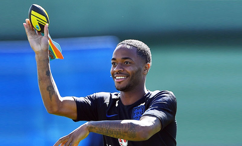 বাথরুম পরিষ্কার দিয়ে শুরু করে জাতীয় দলে রহিম স্টার্লিং