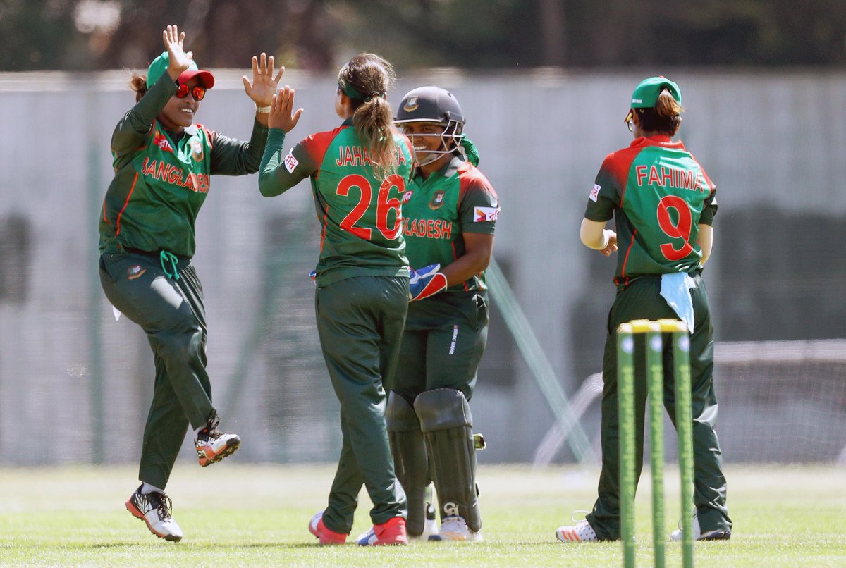 আয়ারল্যান্ডকে উড়িয়ে সিরিজ জয়ের নতুন ইতিহাস বাঘিনীদের