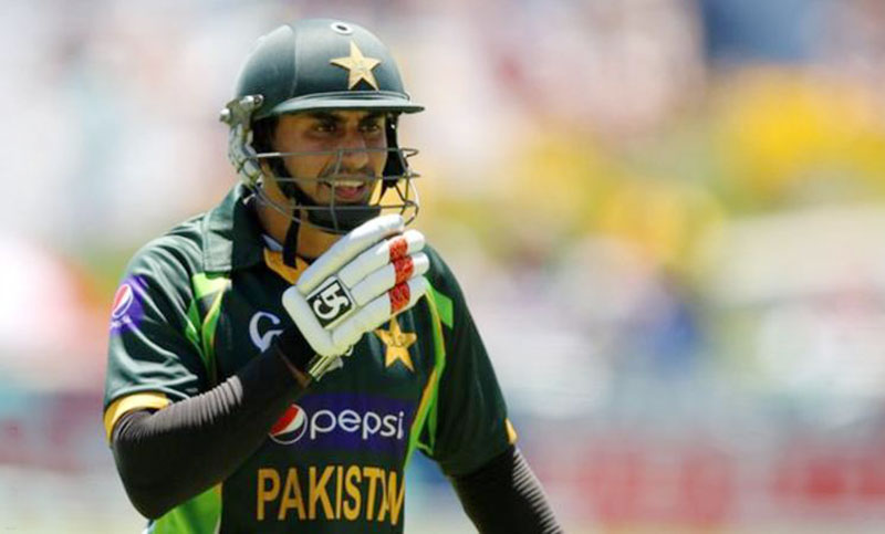 ম্যাচ ফিক্সিং : ১০ বছর নিষিদ্ধ পাকিস্তানি ওপেনার