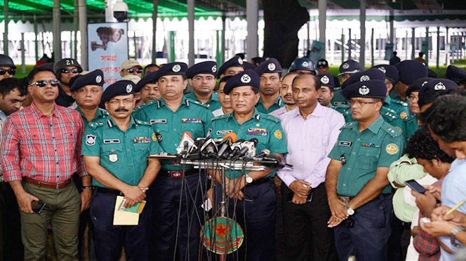ঈদের জামাতে ৫ স্তরের নিরাপত্তা: ডিএমপি