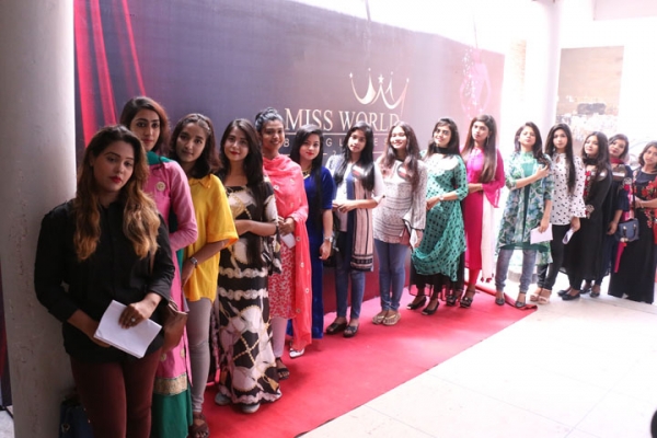 সুন্দরী প্রতিযোগিতায় তথ্য গোপনে ১০ লাখ টাকা জরিমানা