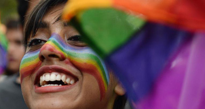 সমকামিতাকে বৈধতা দিল ভারতের সর্বোচ্চ আদালত