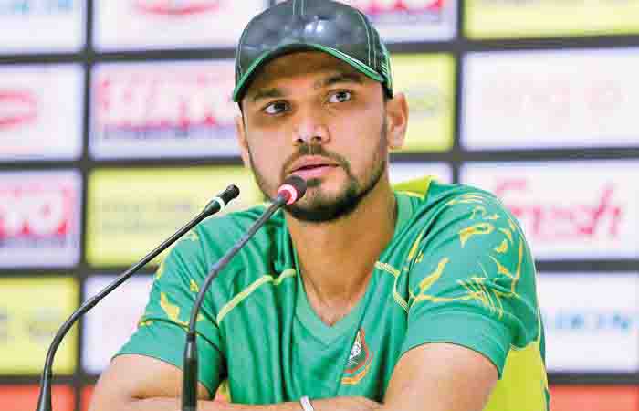 হোয়াইটওয়াশে চোখ মাশরাফির