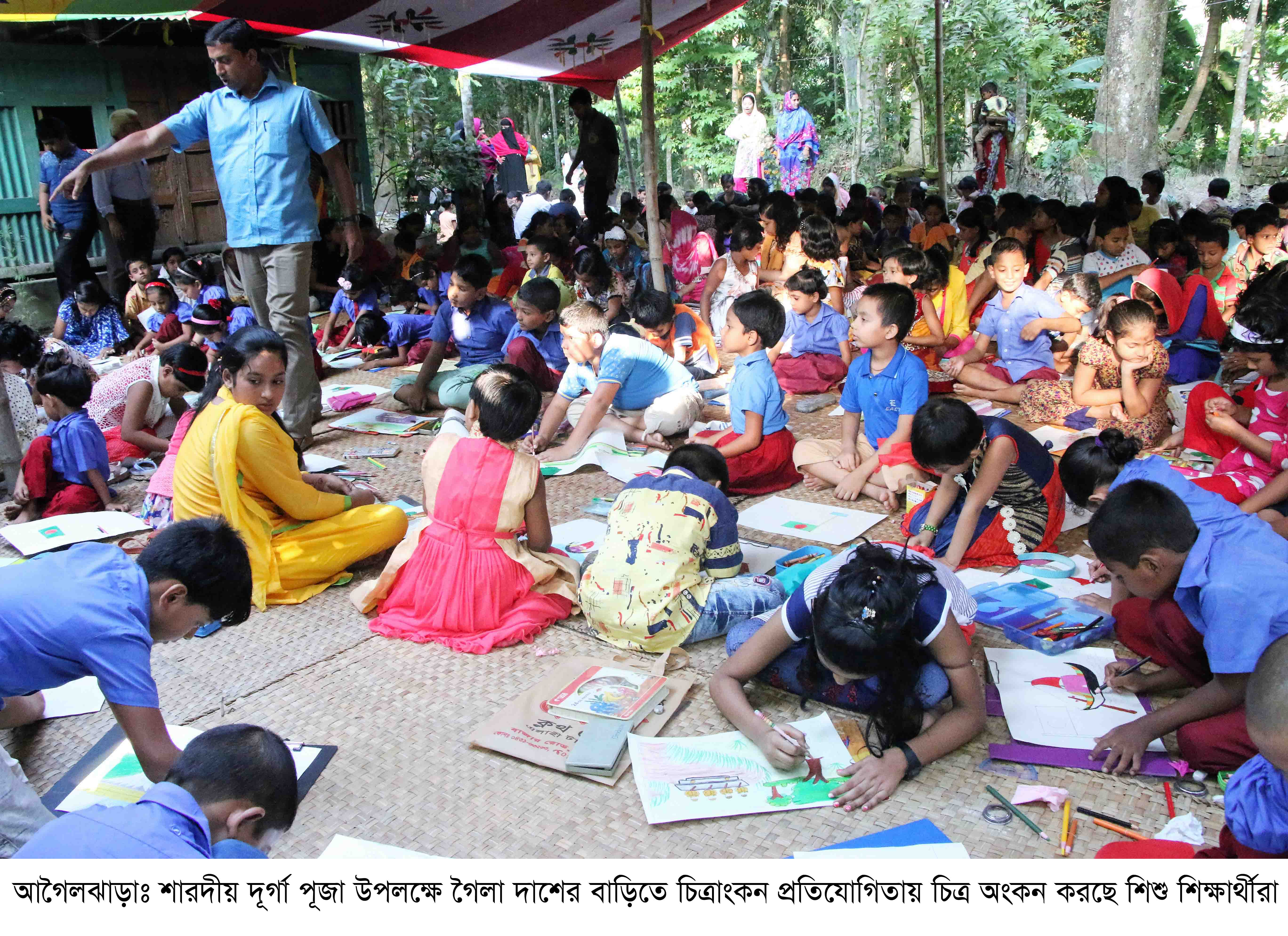 আগৈলঝাড়ায় শারদীয় দূর্গা পূজা উপলক্ষে চিত্রাংকন প্রতিযোগিতা অনুষ্ঠিত