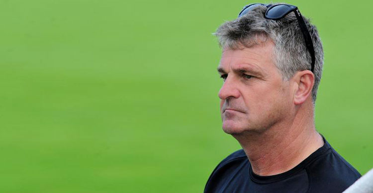 তিন অধিনায়ক নিয়ে রোডসের ত্রিকোণমিতি