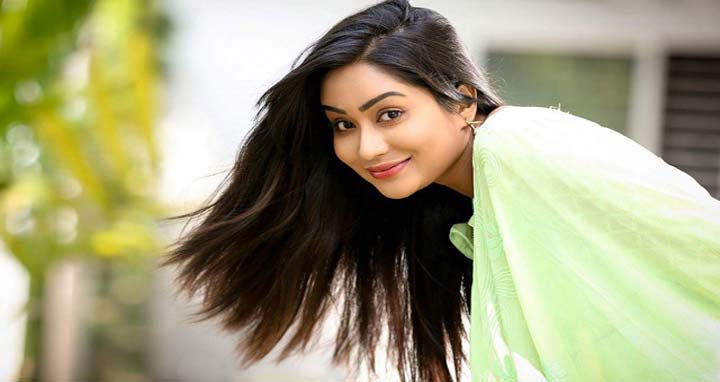 আসছে মমর দুই সিনেমা