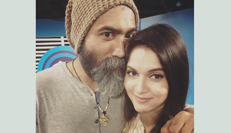 একটি ছবি, হাজার প্রশ্ন