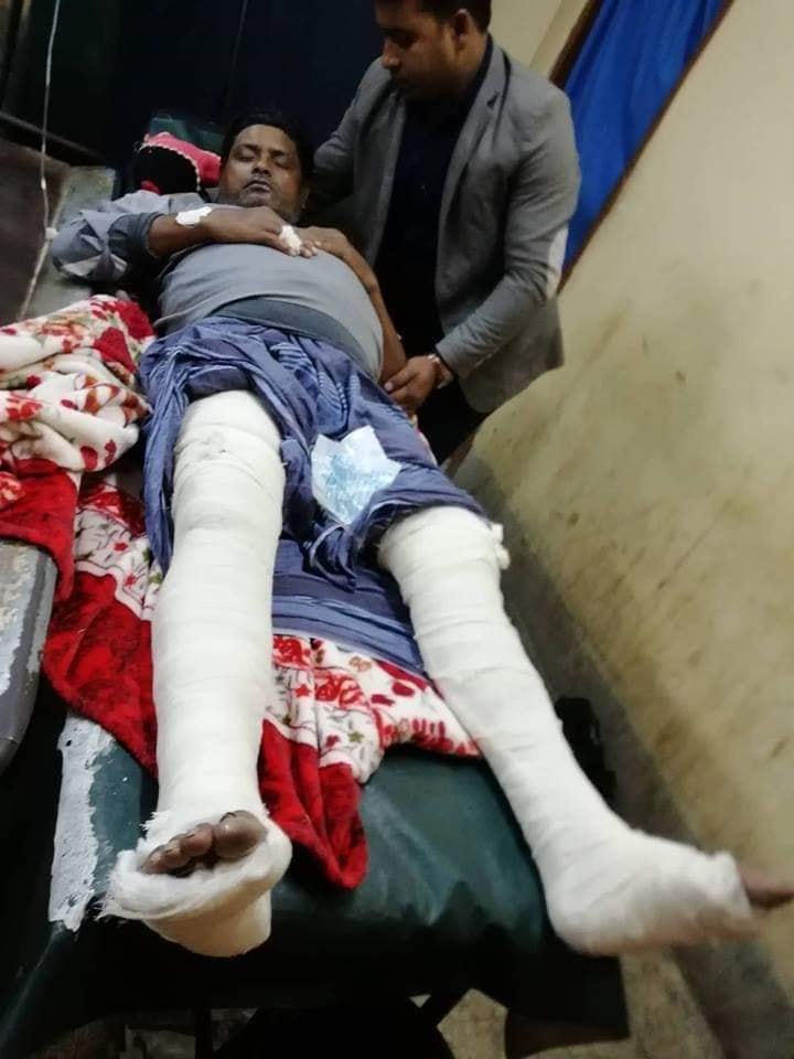 বাগেরহাটের শরণখোলায় ইউনিয়ন আওয়ামীলীগ সভাপতির পা ভাঙ্গল নিজ দলের কর্মীরা