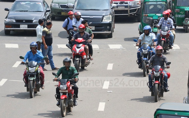 মধ্যরাত থেকে মোটরসাইকেল চালানোয় নিষেধাজ্ঞা