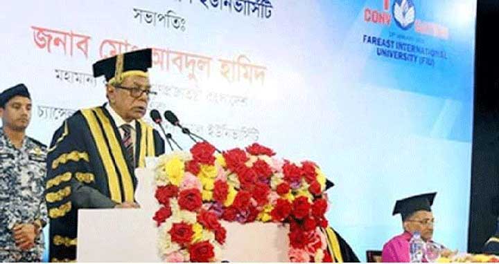 মোবাইল ব্যবহারে বাড়ছে ডিভোর্সের হার : রাষ্ট্রপতি