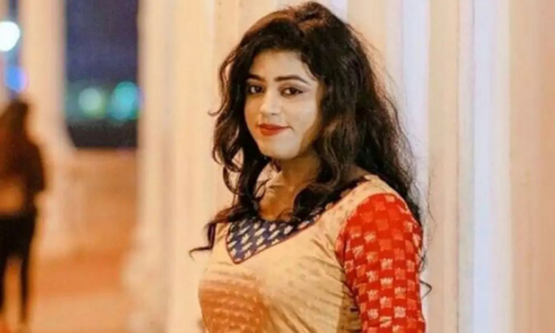 কাজ না পাওয়ায় আত্মহত্যা করলেন অভিনেত্রী