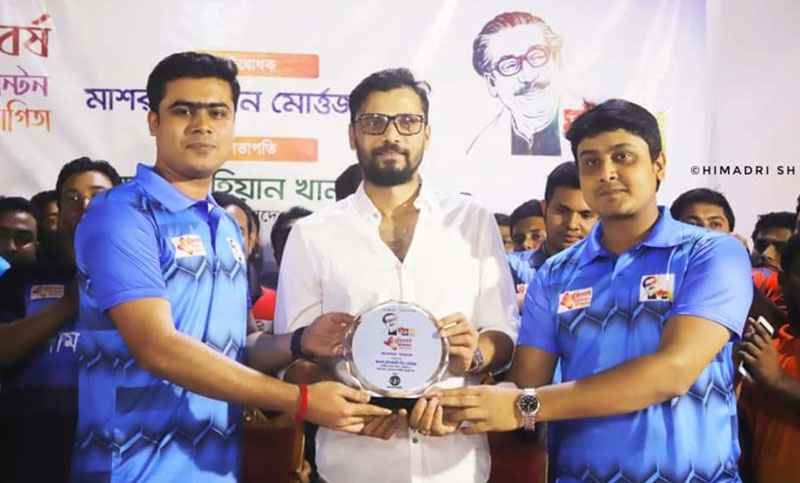 আমরা দুর্নীতি করব না, করতে দেব না : মাশরাফি