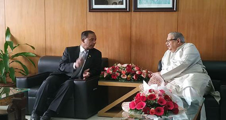 বাংলাদেশ থেকে শ্রমিক-গৃহকর্মী নিতে আগ্রহী মালয়েশিয়া