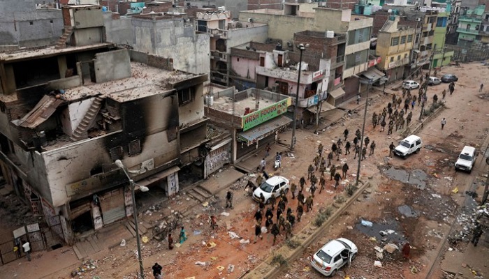দিল্লিতে খাল-নর্দমা থেকে উদ্ধার হচ্ছে লাশ, বাড়ছে নিহতের সংখ্যা