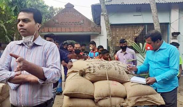 ঠাকুরগাঁওয়ে ওএমএস’র ৬৮ বস্তা চালসহ নসিমন ড্রাইভার আটক !