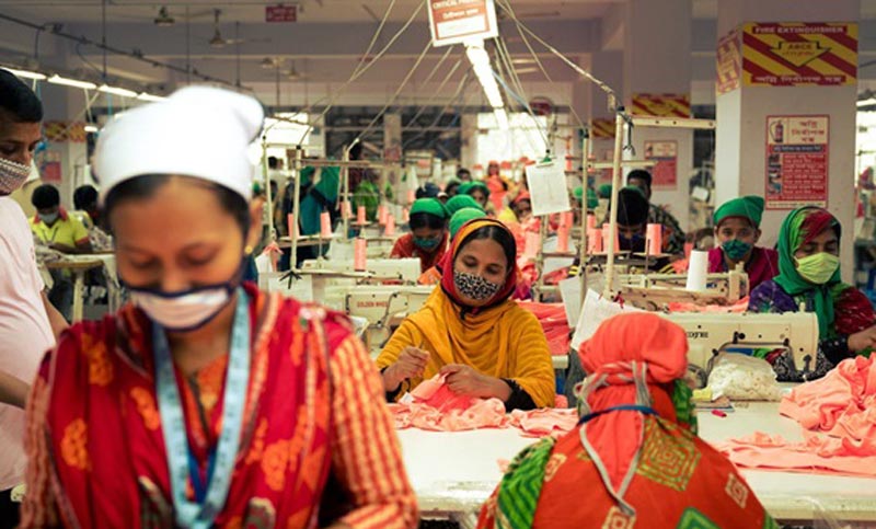 ঢাকায় থাকা শ্রমিকদের নিয়ে কারখানা খুলতে চায় বিজিএমইএ