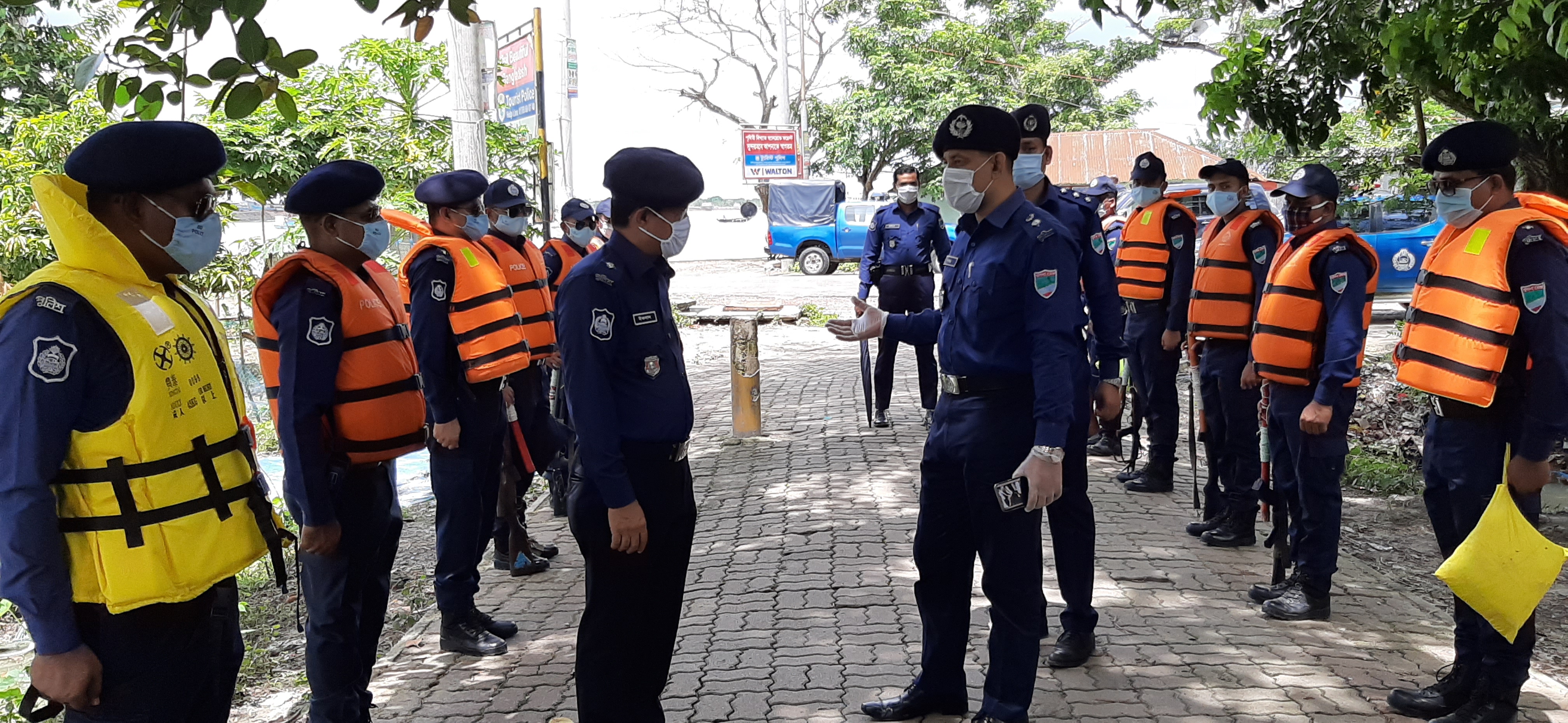 সুন্দরবনের দস্যুদমন ও বনের বনজ সম্পদ রক্ষায় বাগেরহাট জেলা পুলিশের বিশেষ অভিযান শুরু